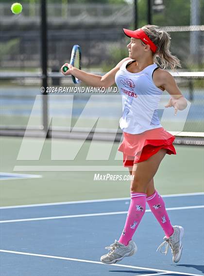 Thumbnail 1 in Fishers vs Mt. Vernon (IHSAA Regional Championship) photogallery.