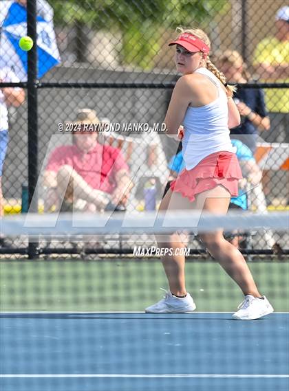 Thumbnail 3 in Fishers vs Mt. Vernon (IHSAA Regional Championship) photogallery.