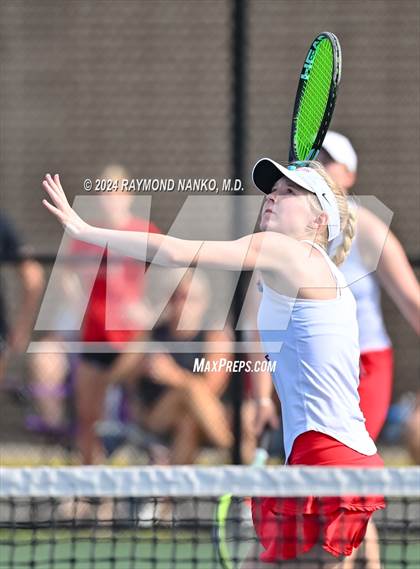Thumbnail 1 in Fishers vs Mt. Vernon (IHSAA Regional Championship) photogallery.
