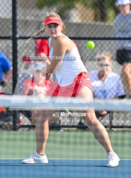 Thumbnail 1 in Fishers vs Mt. Vernon (IHSAA Regional Championship) photogallery.