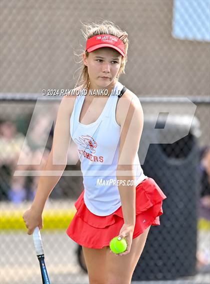 Thumbnail 3 in Fishers vs Mt. Vernon (IHSAA Regional Championship) photogallery.