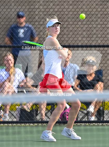 Thumbnail 2 in Fishers vs Mt. Vernon (IHSAA Regional Championship) photogallery.