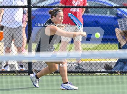 Thumbnail 3 in Fishers vs Mt. Vernon (IHSAA Regional Championship) photogallery.