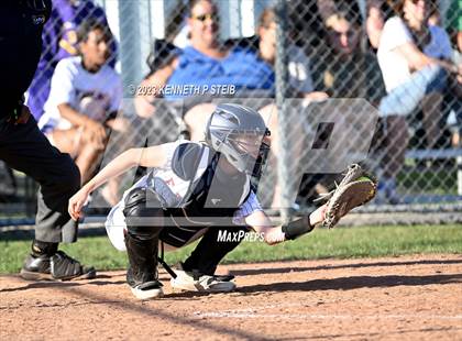 Thumbnail 1 in Willow @ E.D. White (LHSAA Division II Select Regional Playoff) photogallery.