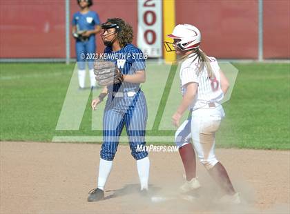 Thumbnail 1 in Willow @ E.D. White (LHSAA Division II Select Regional Playoff) photogallery.