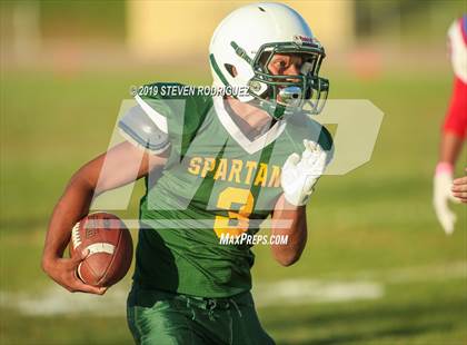 Thumbnail 1 in Beyer @ Davis photogallery.
