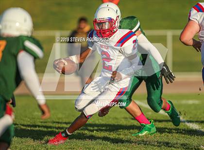 Thumbnail 2 in Beyer @ Davis photogallery.