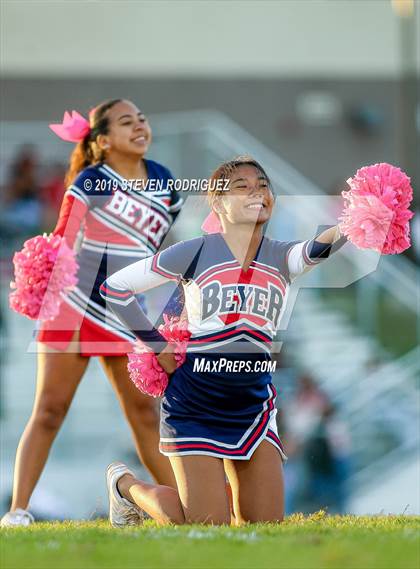 Thumbnail 3 in Beyer @ Davis photogallery.