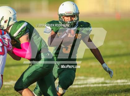 Thumbnail 1 in Beyer @ Davis photogallery.