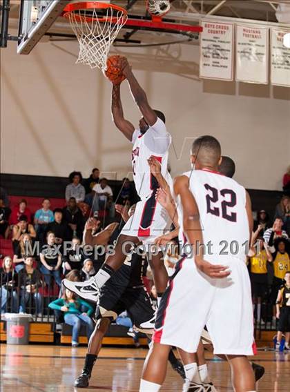 Thumbnail 2 in The Colony @ Creekview photogallery.