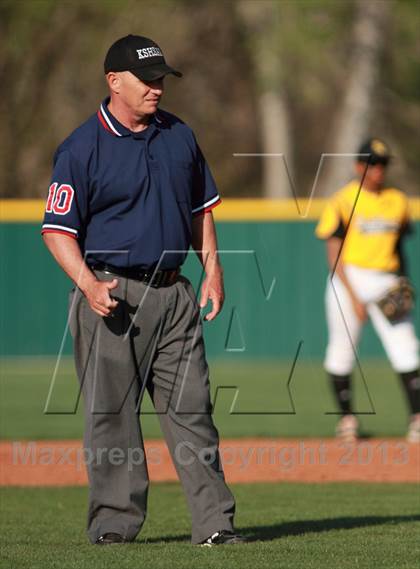 Thumbnail 3 in Southeast vs. Kapaun Mt. Carmel photogallery.