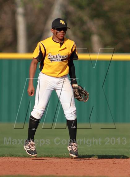 Thumbnail 1 in Southeast vs. Kapaun Mt. Carmel photogallery.