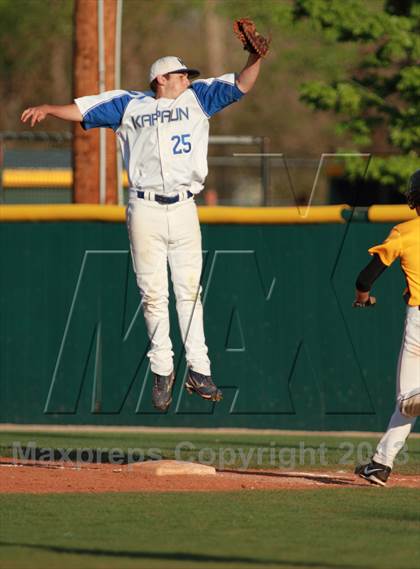 Thumbnail 2 in Southeast vs. Kapaun Mt. Carmel photogallery.