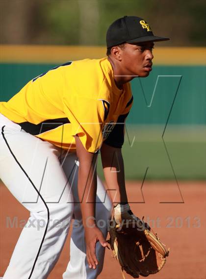 Thumbnail 3 in Southeast vs. Kapaun Mt. Carmel photogallery.