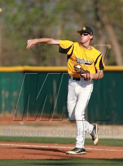 Thumbnail 2 in Southeast vs. Kapaun Mt. Carmel photogallery.