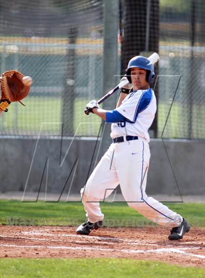 Thumbnail 1 in Southeast vs. Kapaun Mt. Carmel photogallery.