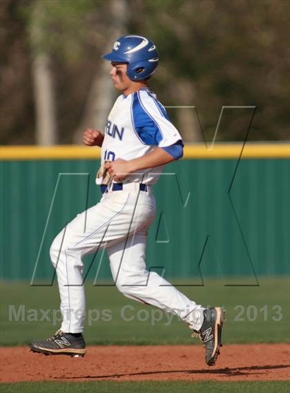 Thumbnail 2 in Southeast vs. Kapaun Mt. Carmel photogallery.