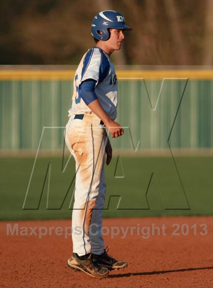 Thumbnail 3 in Southeast vs. Kapaun Mt. Carmel photogallery.