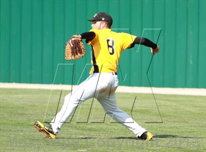 Thumbnail 3 in Southeast vs. Kapaun Mt. Carmel photogallery.