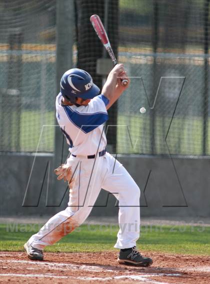 Thumbnail 3 in Southeast vs. Kapaun Mt. Carmel photogallery.