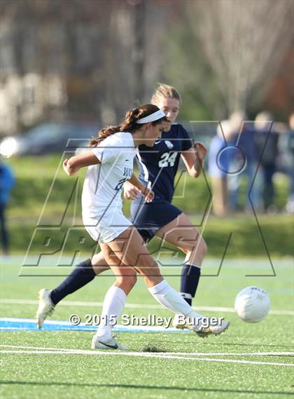 Thumbnail 3 in Staples @ Darien (CIAC Class LL 1st Round) photogallery.