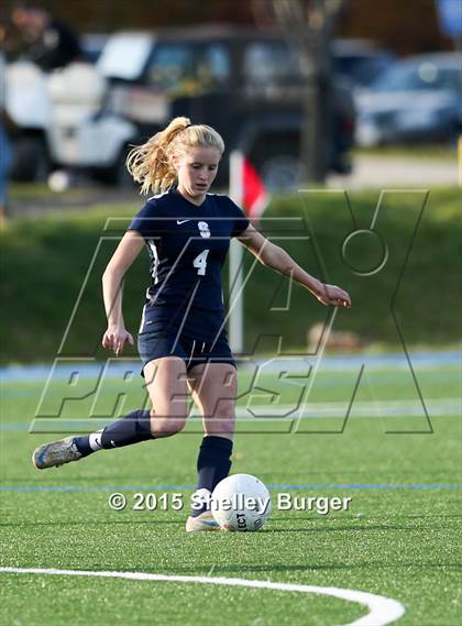 Thumbnail 2 in Staples @ Darien (CIAC Class LL 1st Round) photogallery.