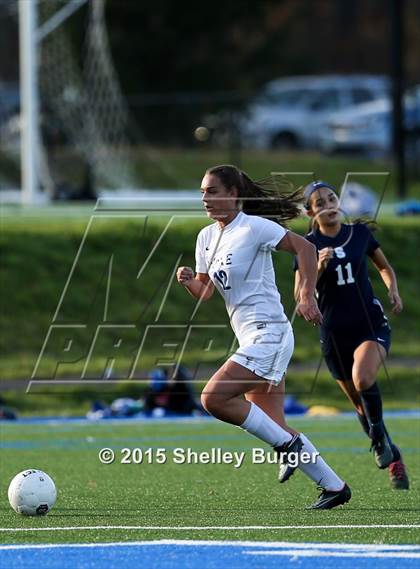 Thumbnail 2 in Staples @ Darien (CIAC Class LL 1st Round) photogallery.