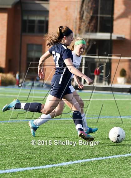 Thumbnail 2 in Staples @ Darien (CIAC Class LL 1st Round) photogallery.