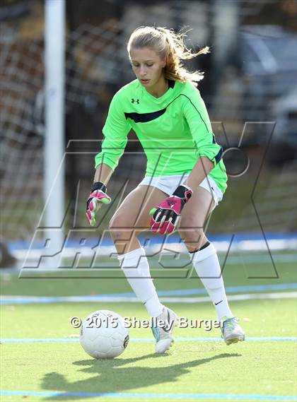 Thumbnail 1 in Staples @ Darien (CIAC Class LL 1st Round) photogallery.