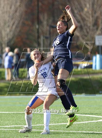 Thumbnail 2 in Staples @ Darien (CIAC Class LL 1st Round) photogallery.