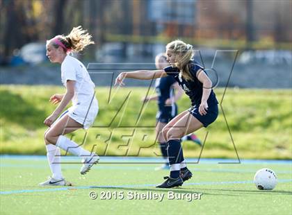 Thumbnail 2 in Staples @ Darien (CIAC Class LL 1st Round) photogallery.