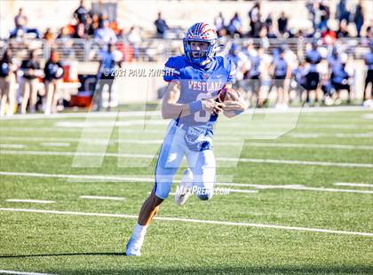 Thumbnail 1 in Steele vs. Westlake (UIL 6A D1 Quarterfinal Playoff) photogallery.