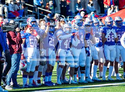 Thumbnail 3 in Steele vs. Westlake (UIL 6A D1 Quarterfinal Playoff) photogallery.
