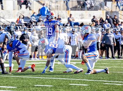Thumbnail 3 in Steele vs. Westlake (UIL 6A D1 Quarterfinal Playoff) photogallery.