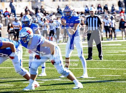 Thumbnail 2 in Steele vs. Westlake (UIL 6A D1 Quarterfinal Playoff) photogallery.
