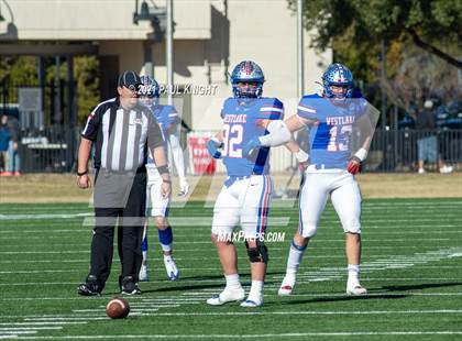Thumbnail 3 in Steele vs. Westlake (UIL 6A D1 Quarterfinal Playoff) photogallery.