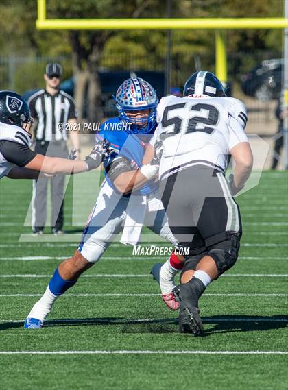 Thumbnail 1 in Steele vs. Westlake (UIL 6A D1 Quarterfinal Playoff) photogallery.