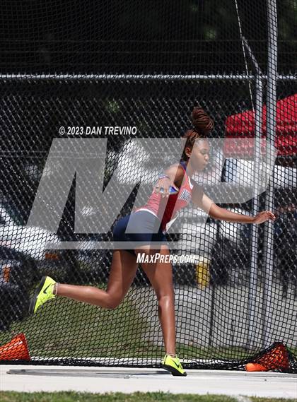Thumbnail 3 in VHSL T&F State Championships - Class 5 (Discus) photogallery.