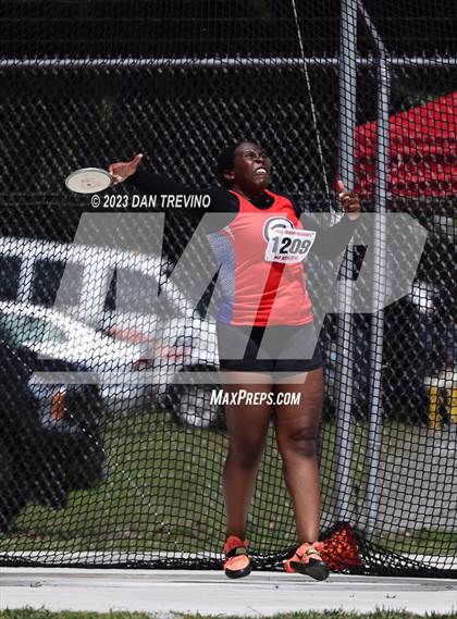 Thumbnail 3 in VHSL T&F State Championships - Class 5 (Discus) photogallery.