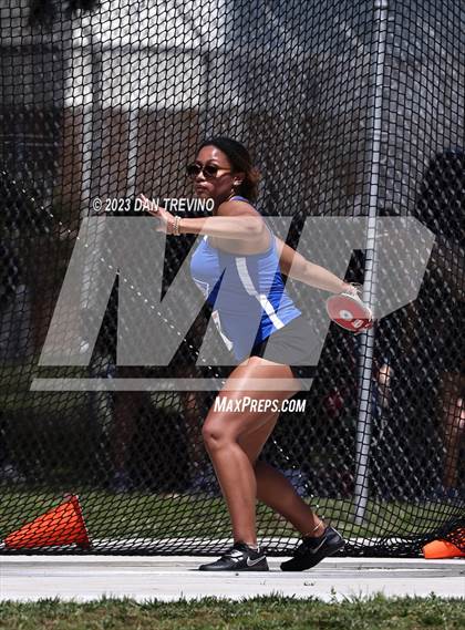 Thumbnail 2 in VHSL T&F State Championships - Class 5 (Discus) photogallery.
