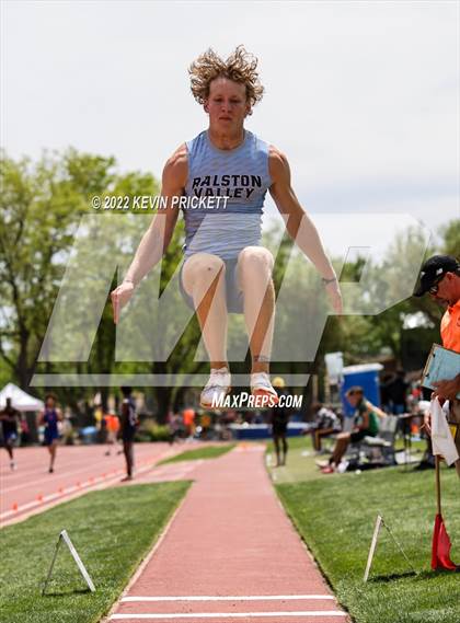 Thumbnail 2 in CHSAA Track & Field 5A Championships (Boys Long Jump) photogallery.