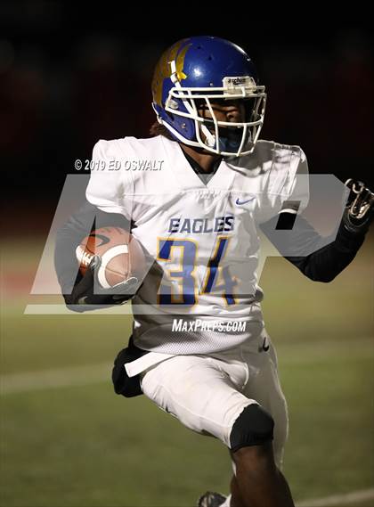 Thumbnail 1 in Rancho Cotate vs. Bakersfield Christian (CIF 3-A State Final) photogallery.