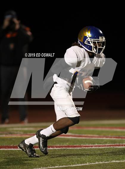 Thumbnail 2 in Rancho Cotate vs. Bakersfield Christian (CIF 3-A State Final) photogallery.