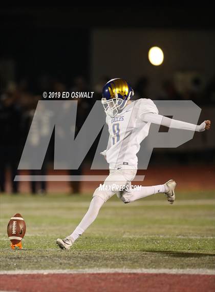 Thumbnail 2 in Rancho Cotate vs. Bakersfield Christian (CIF 3-A State Final) photogallery.