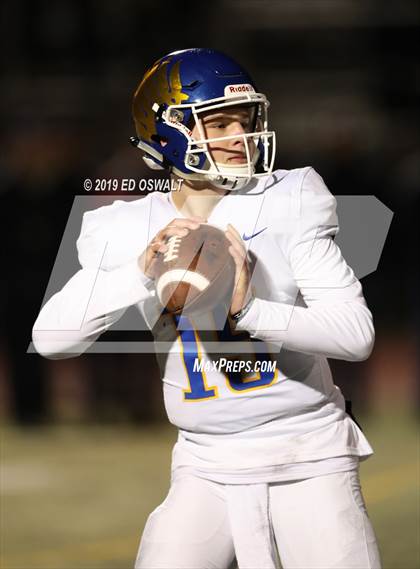 Thumbnail 2 in Rancho Cotate vs. Bakersfield Christian (CIF 3-A State Final) photogallery.