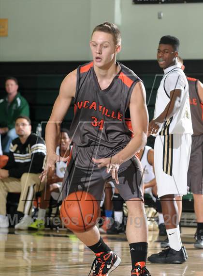 Thumbnail 1 in Vacaville vs. American Canyon (Ram Jam Winter Classic) photogallery.