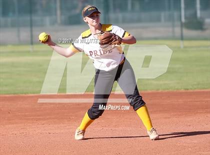 Thumbnail 3 in Highland @ Mountain Pointe photogallery.