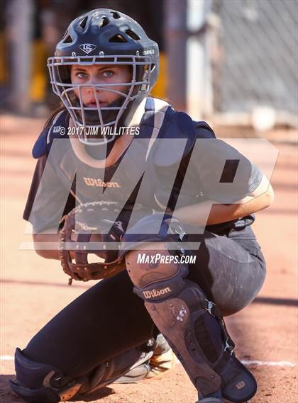 Thumbnail 3 in Highland @ Mountain Pointe photogallery.