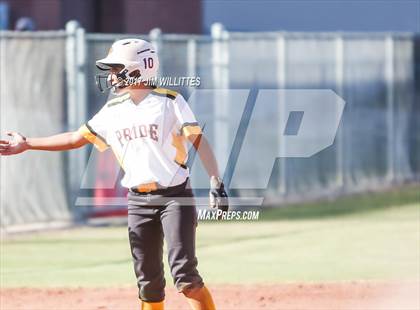 Thumbnail 1 in Highland @ Mountain Pointe photogallery.