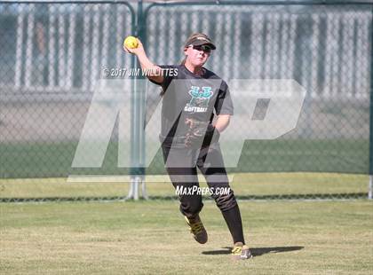 Thumbnail 3 in Highland @ Mountain Pointe photogallery.